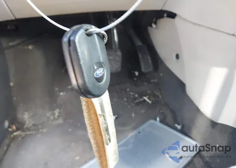 2015 Ford Fiesta Se z USA, uszkodzony, nr VIN 3FADP4BJXFM148839